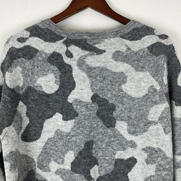 Athleta Undercover Camo Sweatshirt - Picture 7 of 12
